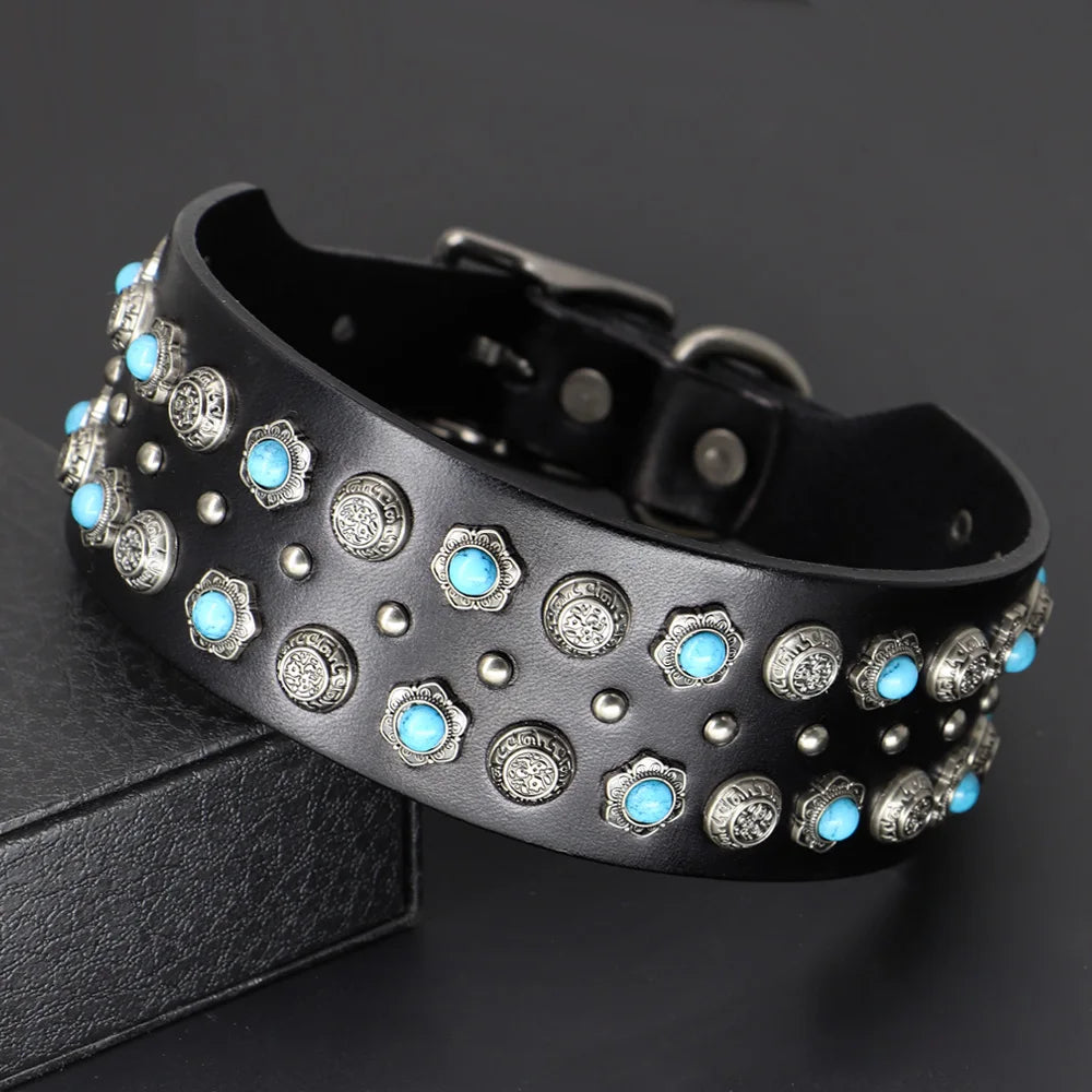 Collier clouté bleu large pour chien en cuir véritable avec plaques métalliques et rivets