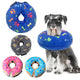 Collier lune gonflable pour chien présenté en plusieurs coloris, porté autour du cou