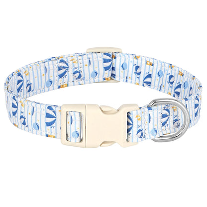Le collier pour chien en nylon imprimé aux motifs marins offre un style unique au chien , parfait pour les promenades sur la plage ou en bord de mer