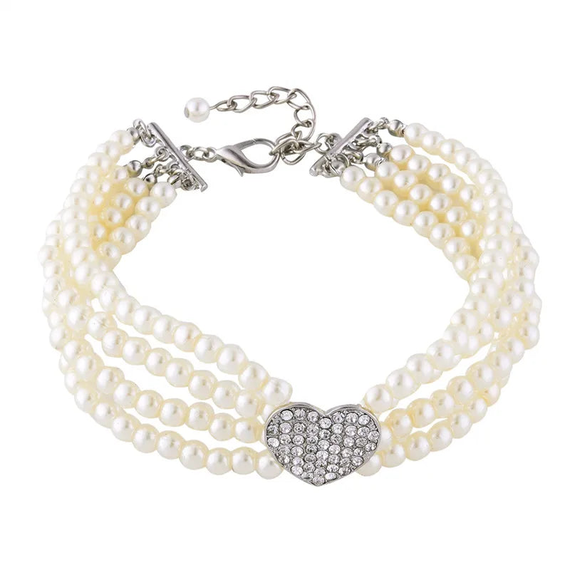 Collier multi-rangs de perles pour petit chien avec pendentif cœur