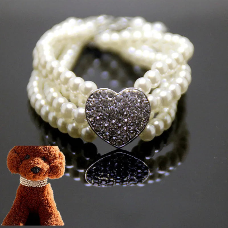 Collier multi-rangs de perles pour petit chien avec pendentif cœur