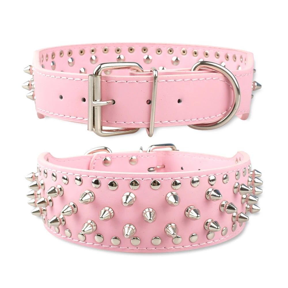 Collier clouté pour chien en cuir avec multiples petits clous métalliques