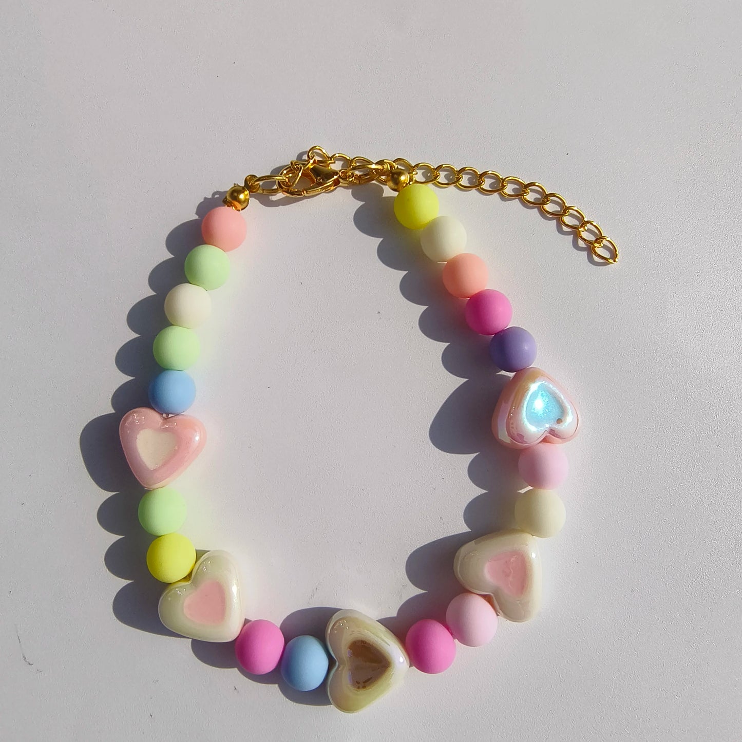 Collier pour petit chien à perles et fleurs pastel