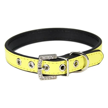 Collier cuir PU petit chien boucle strass vif