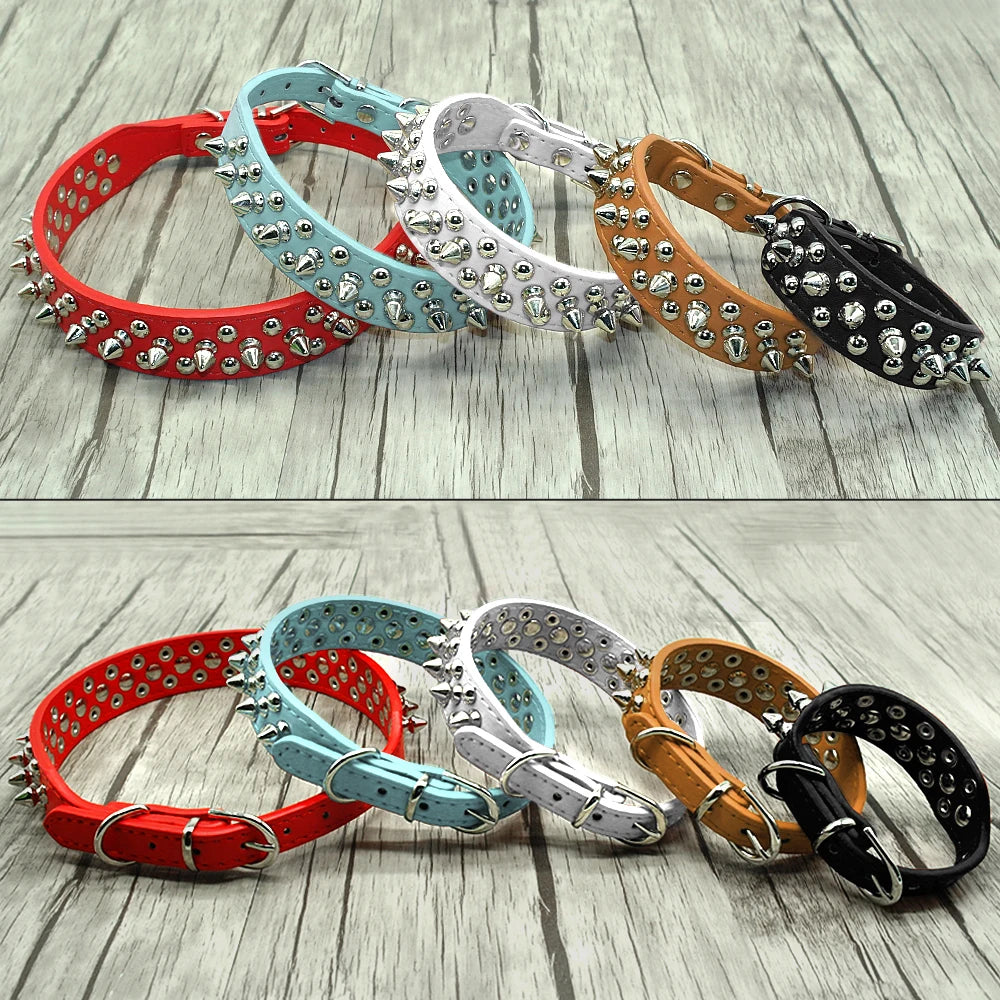 Collier clouté pour chien en cuir avec multiples petits clous métalliques