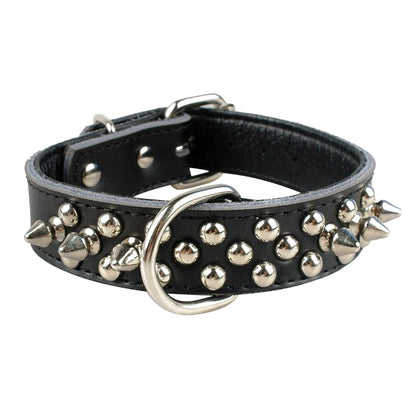 Collier clouté pour chien en cuir avec multiples petits clous métalliques