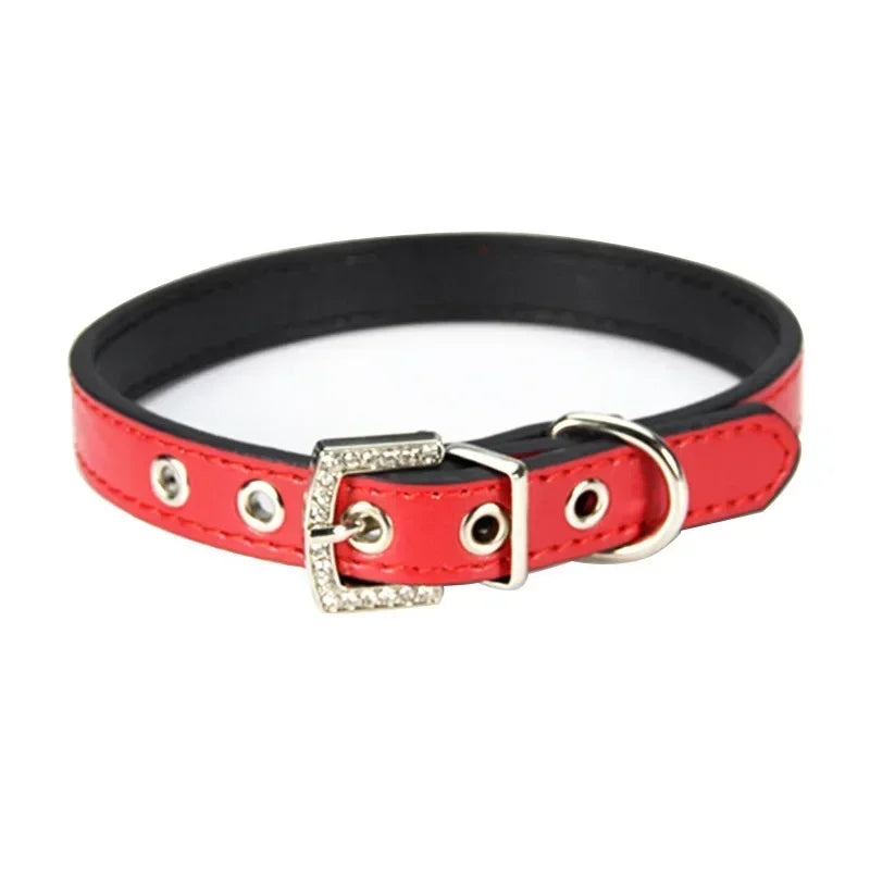 Collier cuir PU petit chien boucle strass vif