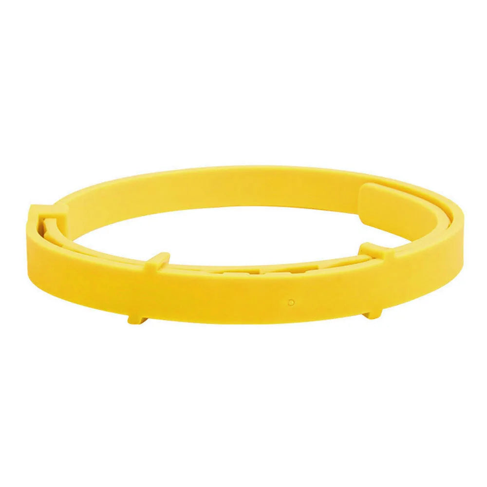 Collier anti-stress réglable jaune pour chien présenté seul sur fond clair