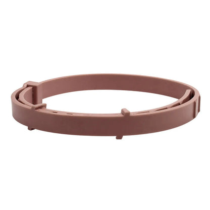Collier anti-stress réglable marron pour chien présenté seul sur fond clair