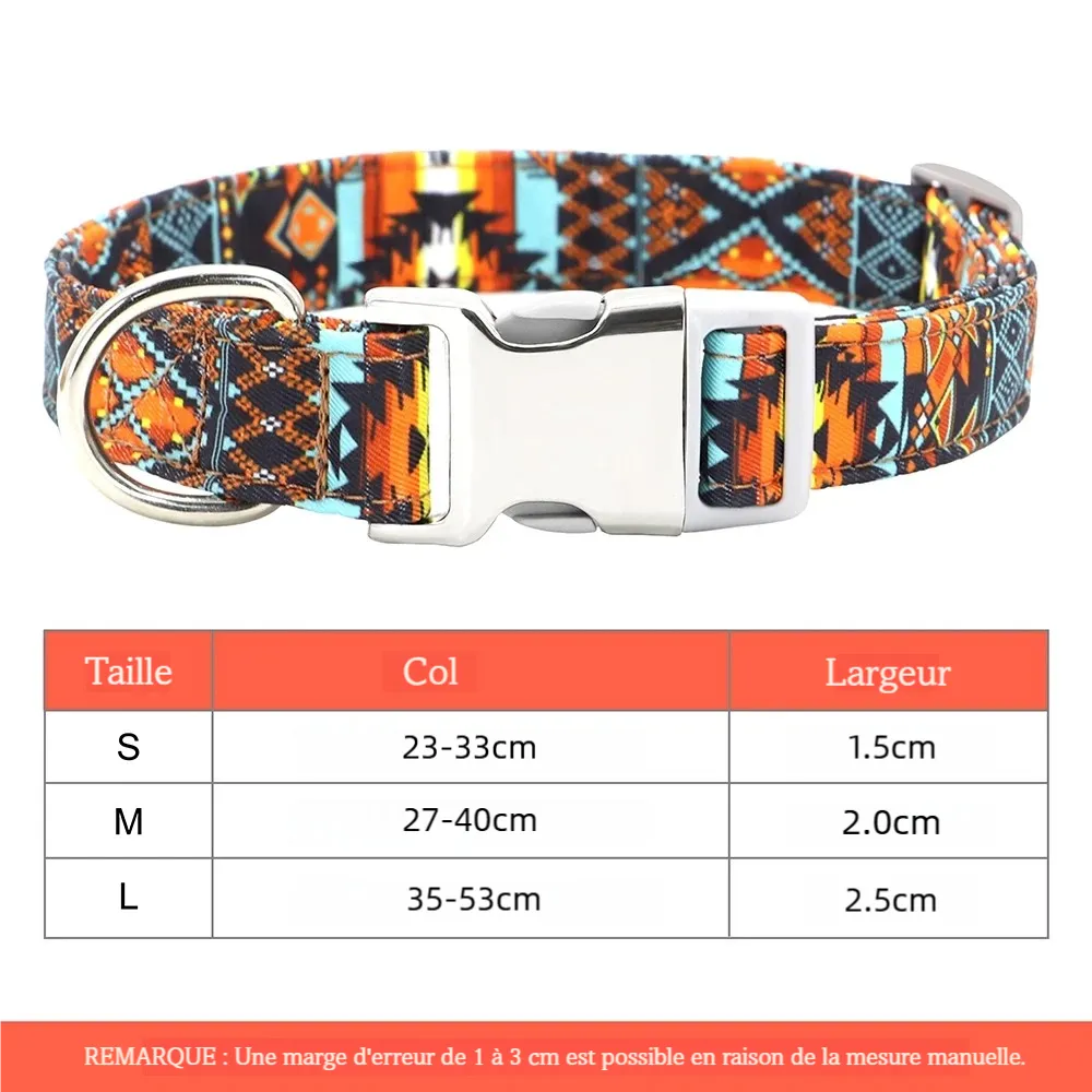 Collier pour chien en nylon imprimé orange et bleu avec boucle métal et guide de taille.