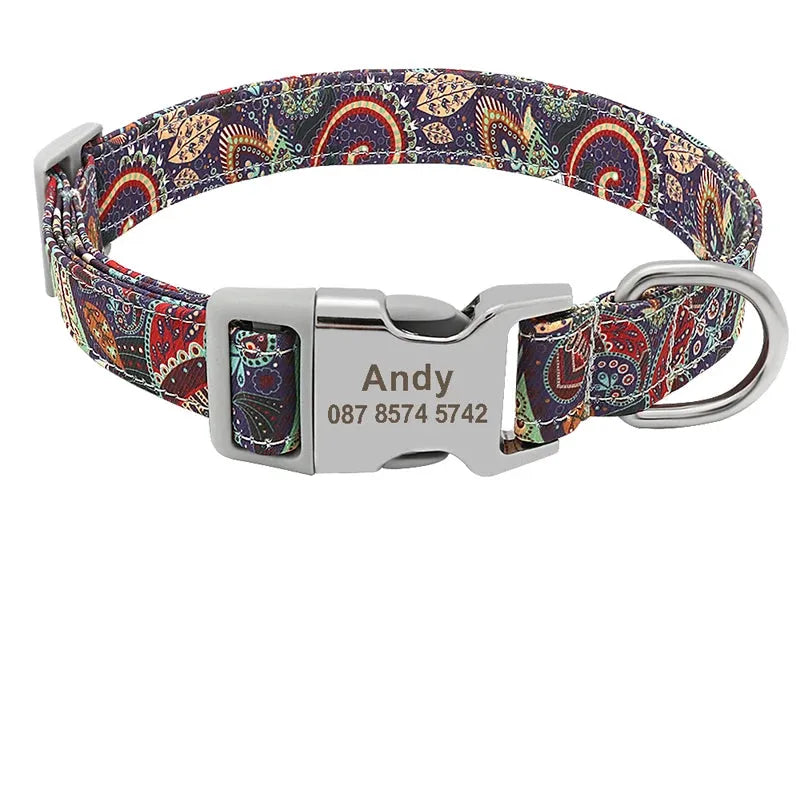Collier personnalisé pour chien en nylon à motif paisley avec boucle métal gravée Andy.