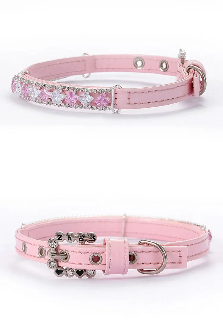 Collier rose pour chien avec cristaux roses et transparents, montré de côté puis de dos.