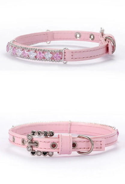 Collier rose pour chien avec cristaux roses et transparents, montré de côté puis de dos.