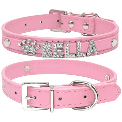 Collier de luxe pour chien en cuir PU rose avec lettres en strass formant Bella et symbole couronne.
