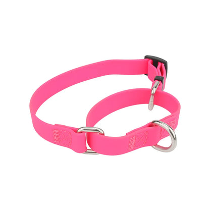 Collier d’entraînement pour chien en PVC imperméable rose avec poignée de contrôle intégrée sur fond blanc.