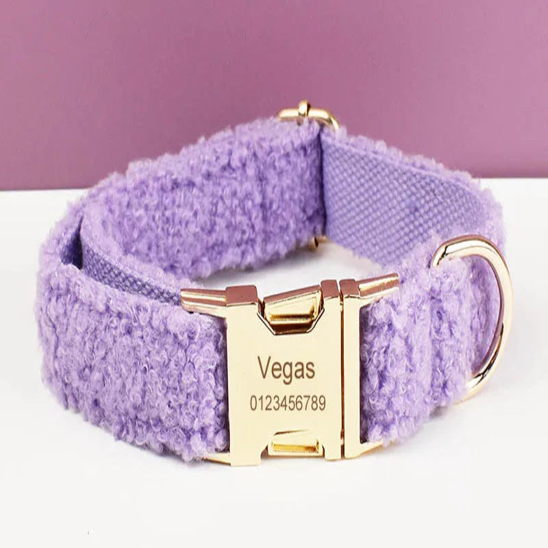 Collier violet avec nœud papillon détachable et boucle dorée personnalisée Vegas.