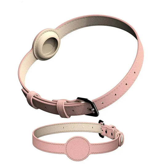Visuel de présentation d’un collier fin en cuir rose pour chien compatible AirTag.