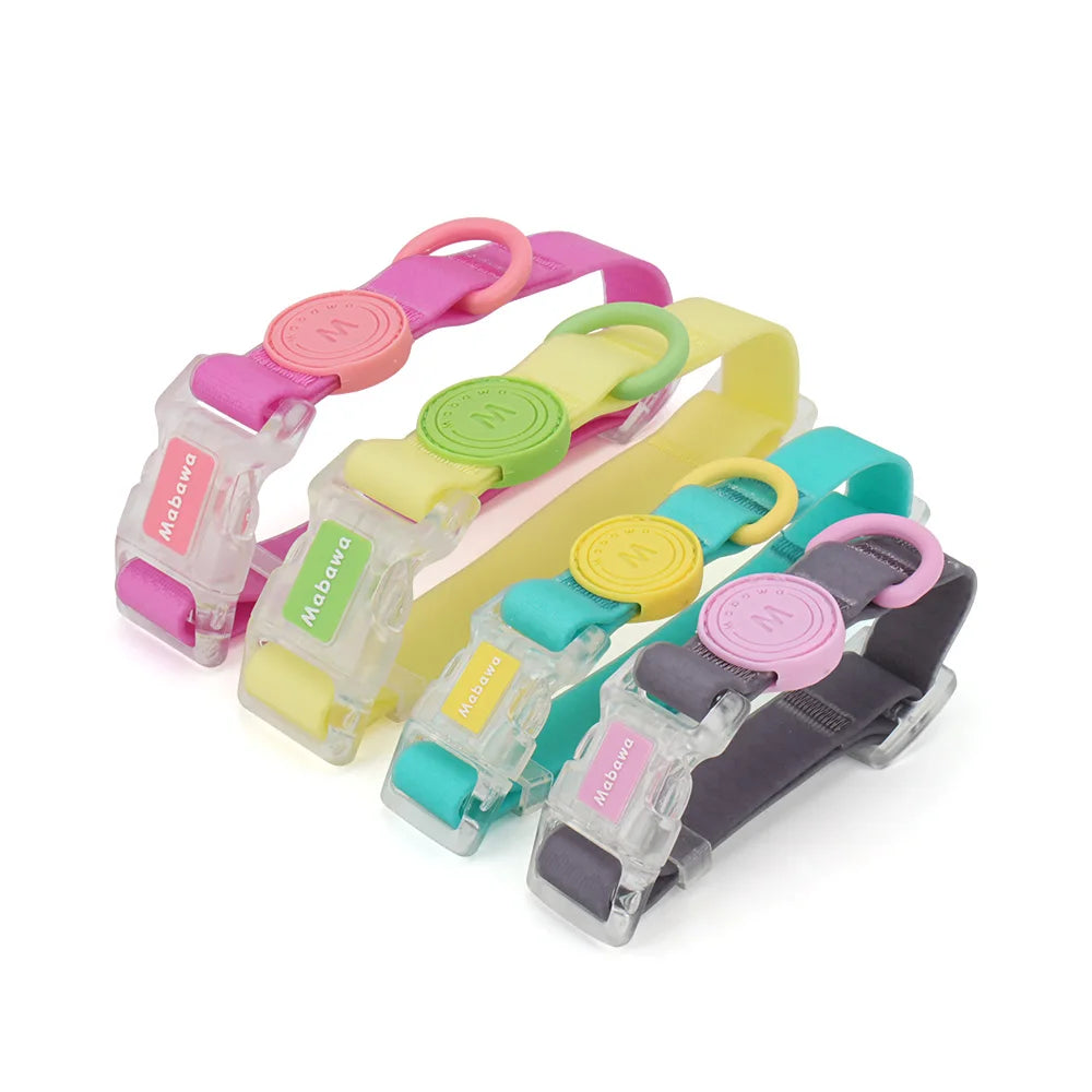 Vue d’ensemble de tous les coloris des colliers pour chien en style pastel.