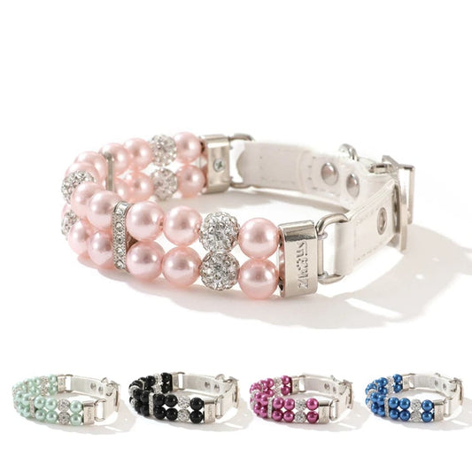 Collection de colliers de luxe pour chien à double rang de perles avec plusieurs coloris disponibles.